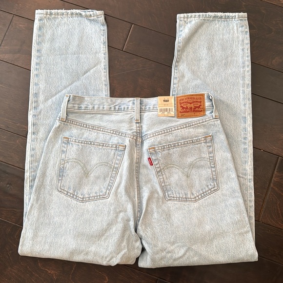 Levi’s 501 original lightwash high rise straight leg NWT 29 by 30 - Picture 4 of 11